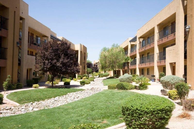 Emerald Suites South Las Vegas Boulevard Екстериор снимка