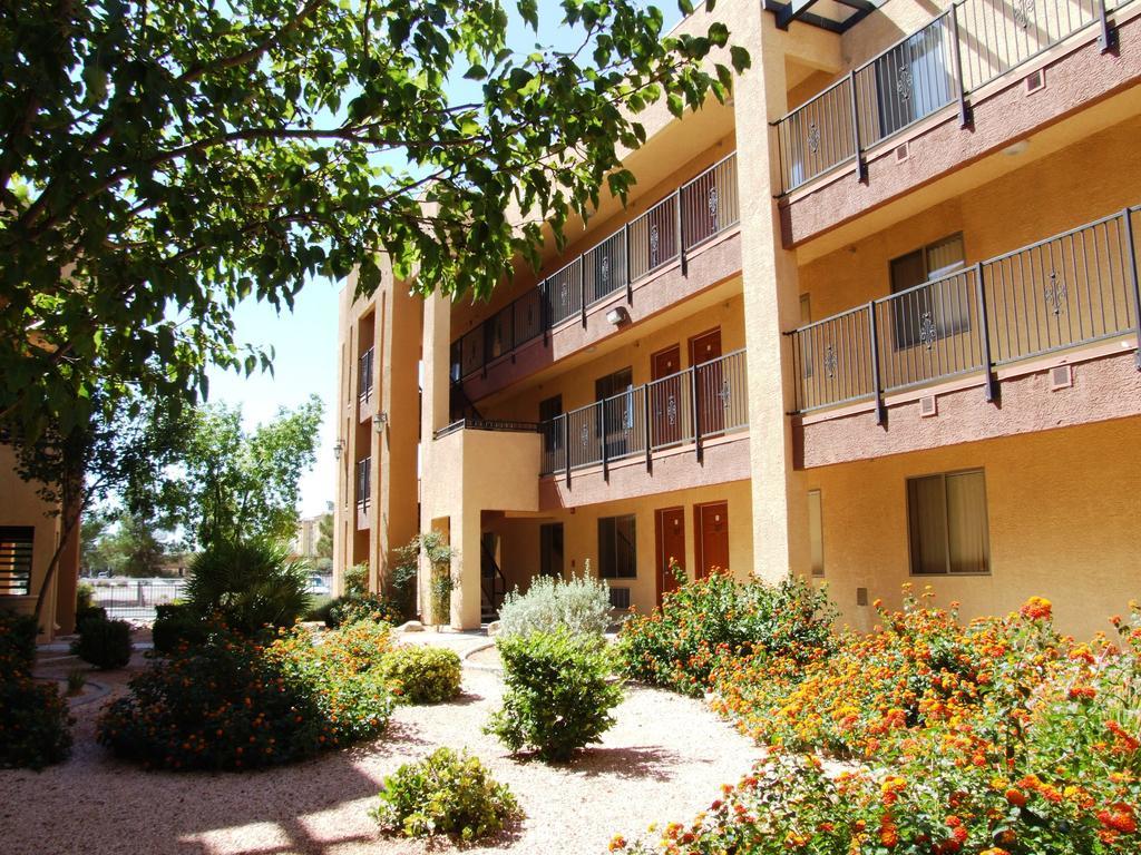 Emerald Suites South Las Vegas Boulevard Екстериор снимка